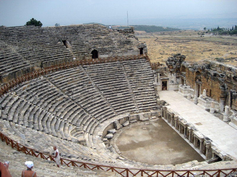 Римский театр 3 в. н.э., фото: http://prospekt-desires.ru/