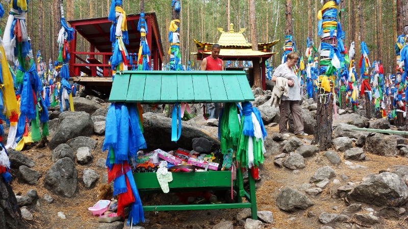 Колыбелька для кукол на месте проявления лика богини Янжимы, фото: http://prospekt-desires.ru/