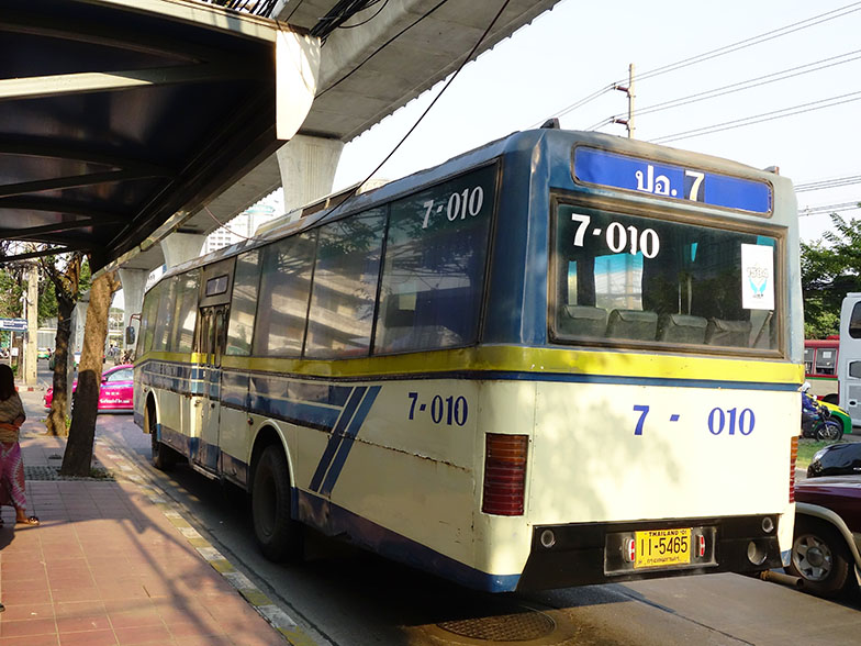 общественный транспорт автобусы в бангкоке