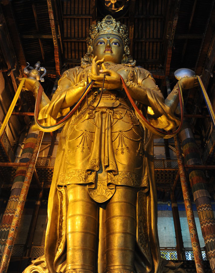 26 метровая статуя Будды