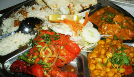 Еда в Индии: особенности и традиции индийской кухни