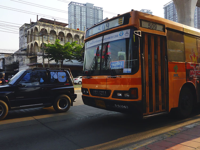 общественный транспорт автобусы бангкока
